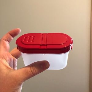 Tupperware Spice Shaker set